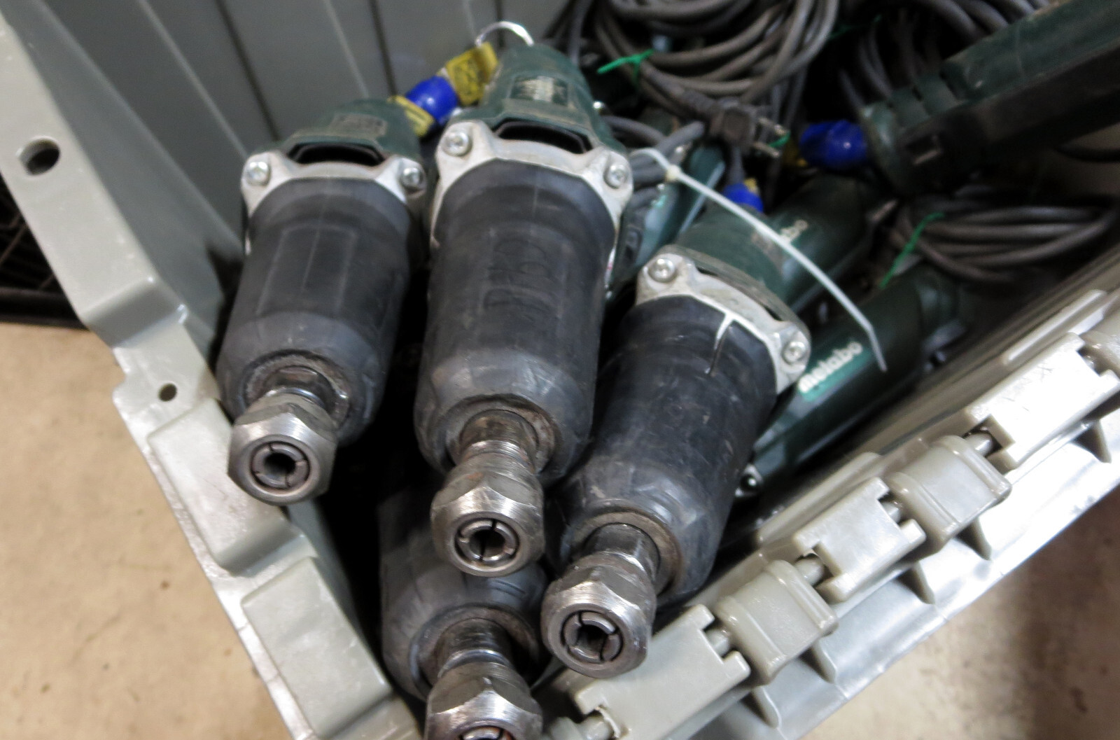 1 Ea. Metabo GP400 Die Grinder w/ Tool Lanyard 25,000 RPM 120v 3.5A 2 in.