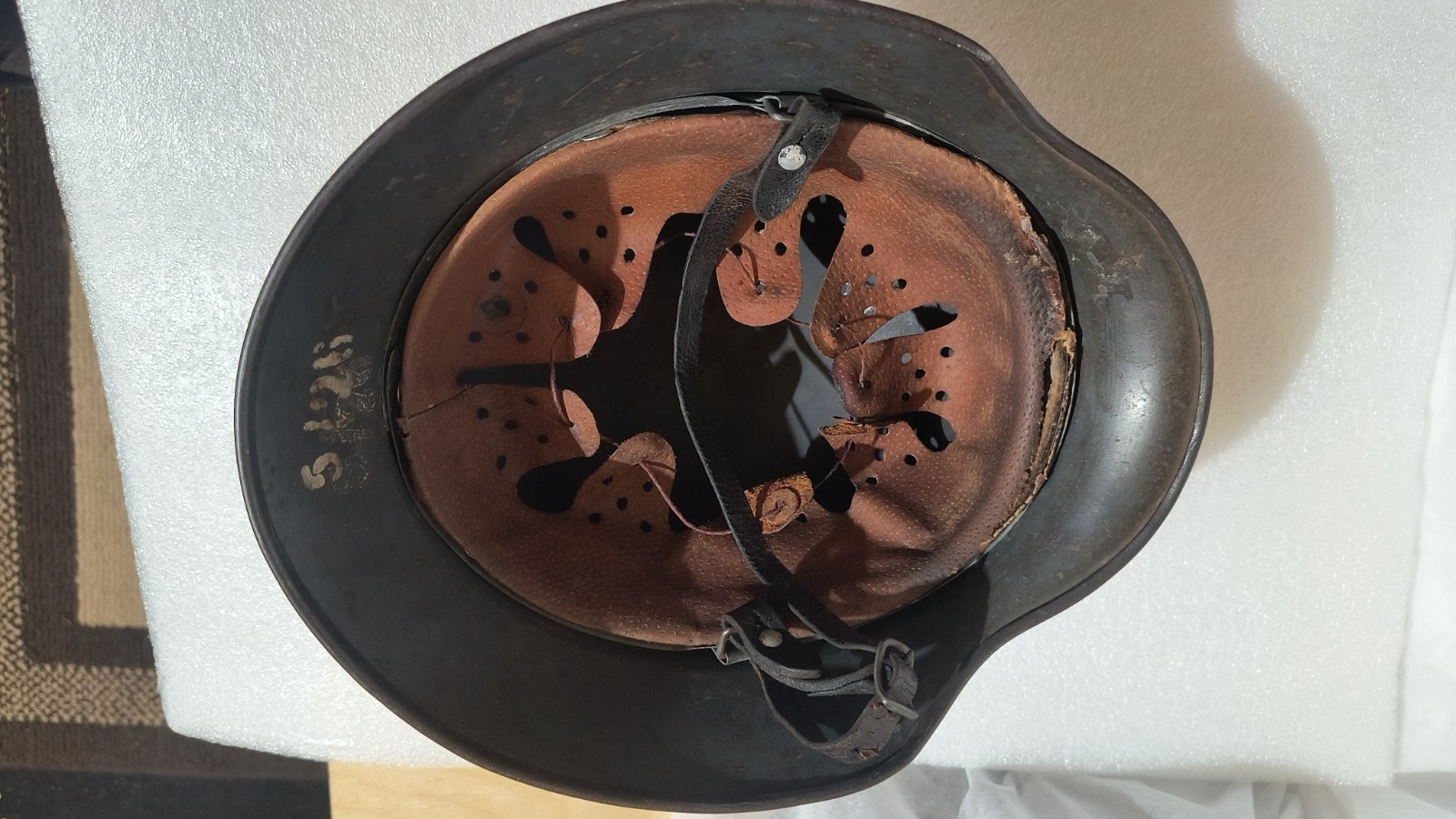 WW2 ~ M35 German Helmet ~ EF64 ~ w/ Liner