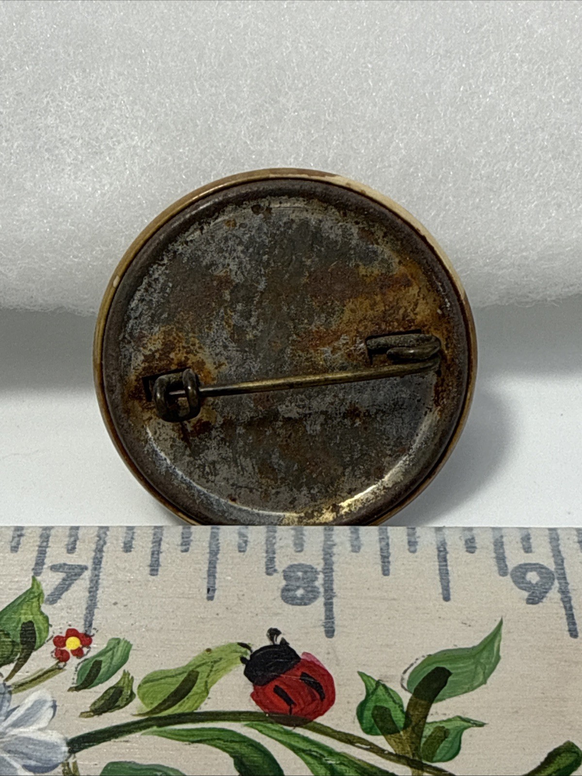 N.Y STATE VINTAGE 1935 RESIDENT HUNTING, TRAPPING,FISHING, LICENSE BUTTON