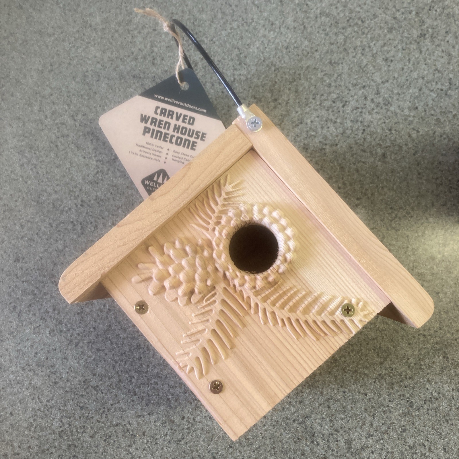 Welliver Carved Wren House Pine Cone Design Cedar Construction