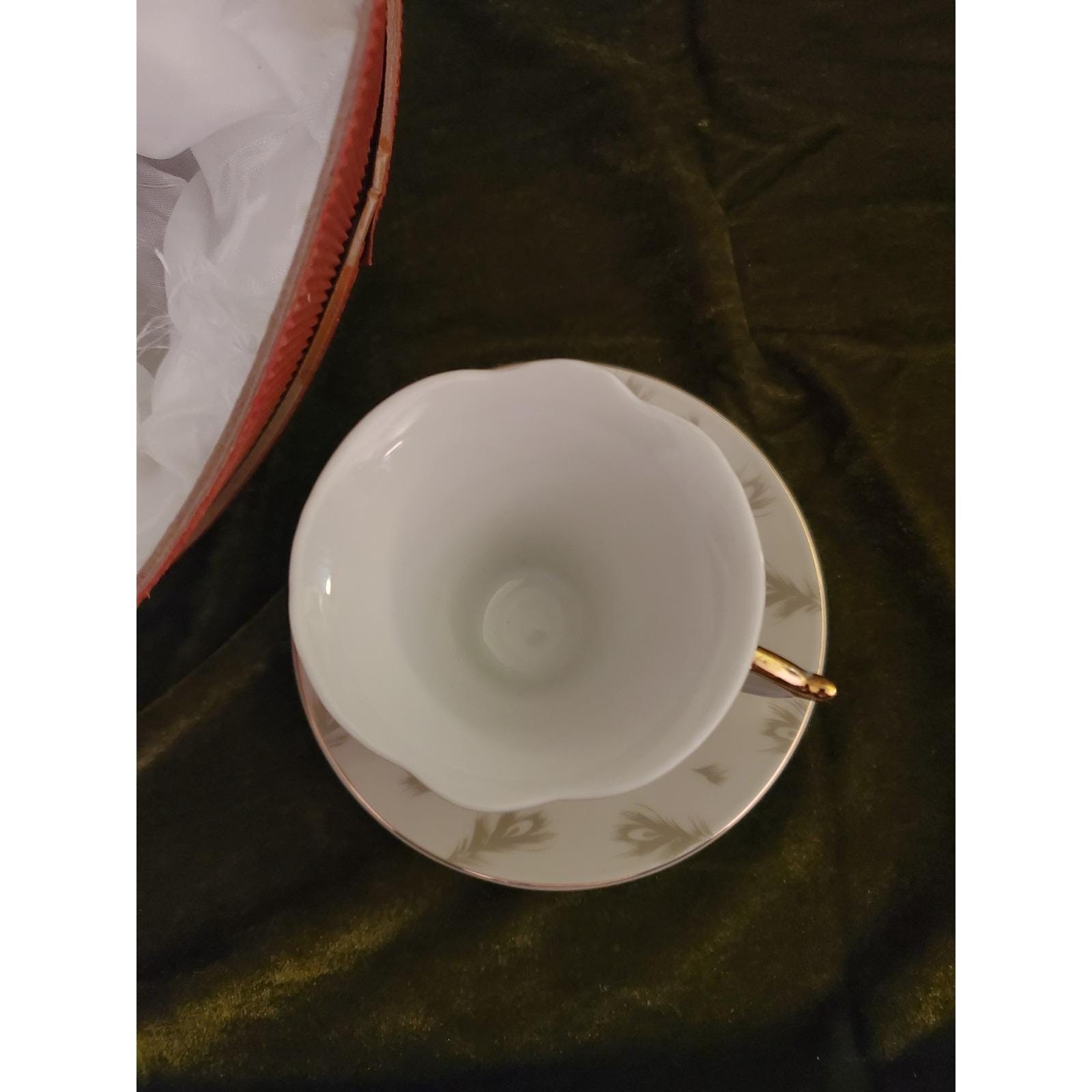 D'Lusso Fine Porcelain Tea Cup and Saucer Set Service for Six with Gift Box