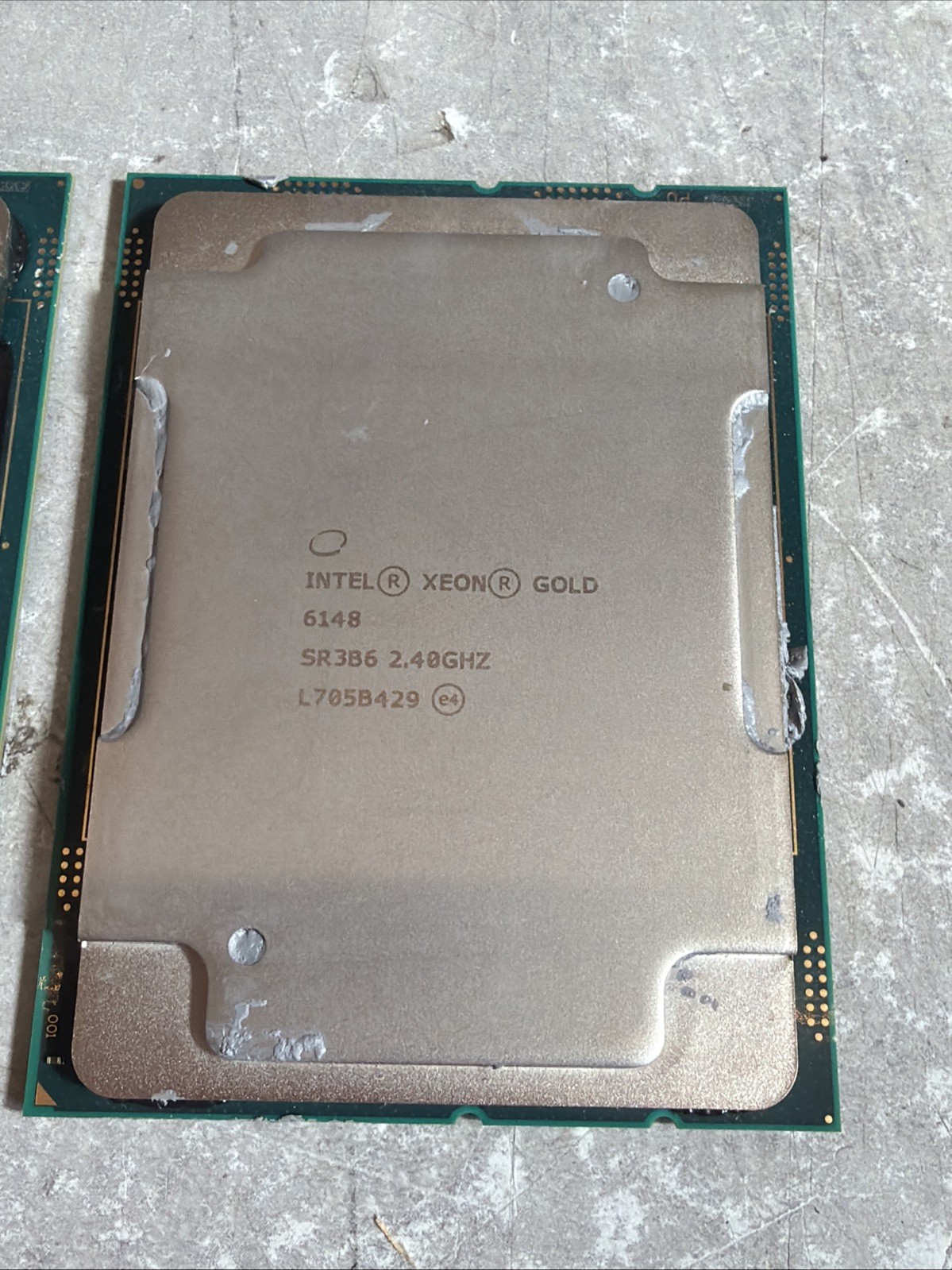 Matched Pair Intel Xeon Gold 6148 - SR3B6 - 20 Cores 2.4GHz LGA3647 CPU