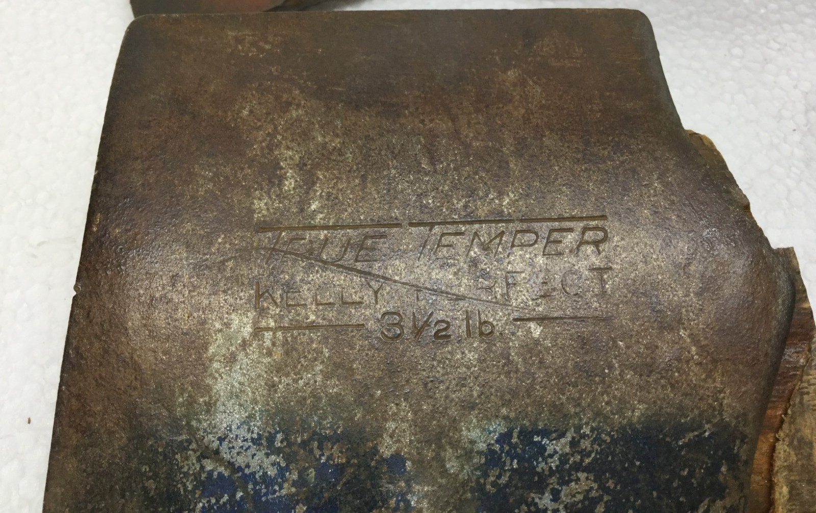 True Temper Kelly Perfect Ax 3 1/2 Lb Pound Blue Paint