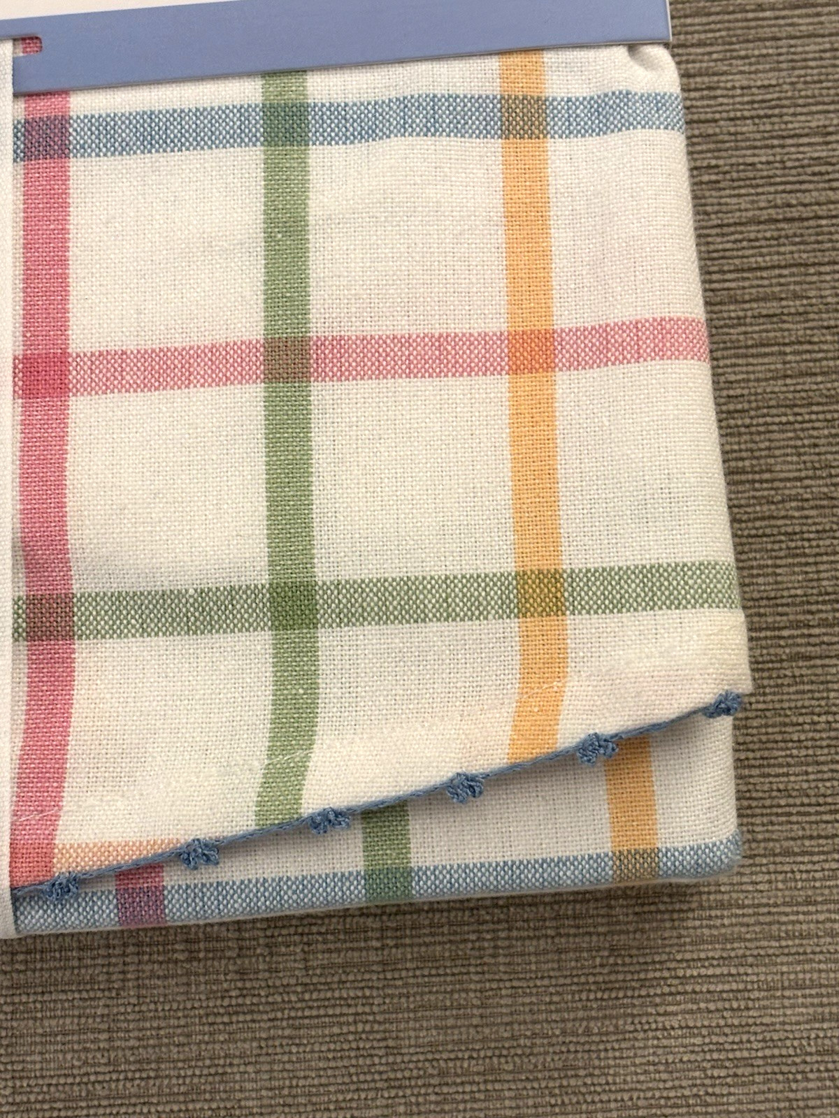 7pc Rachel Ashwell Farmhouse Pastel Plaid Round Tablecloth & Napkins - NWT