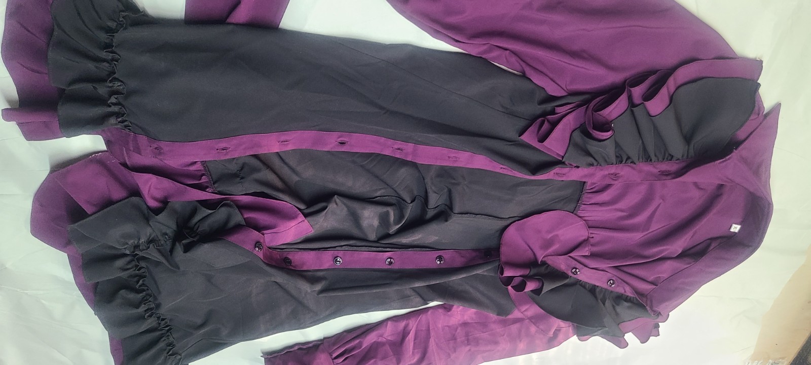 Life-Size Full Body Countess Dracula Female Vampire Prop - Halloween - Horror