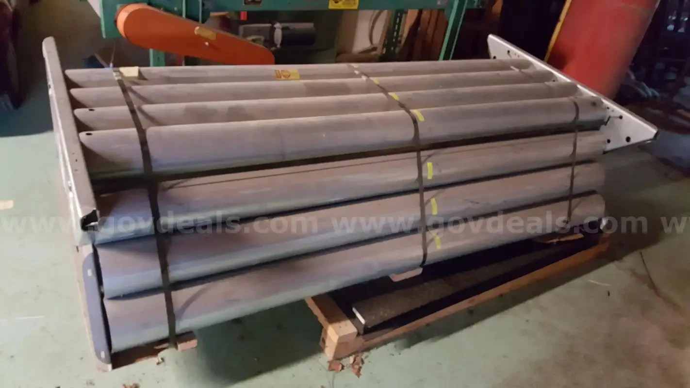 Raido / Wind steel tower comes with all hardware, NRG (112 FT) NEW