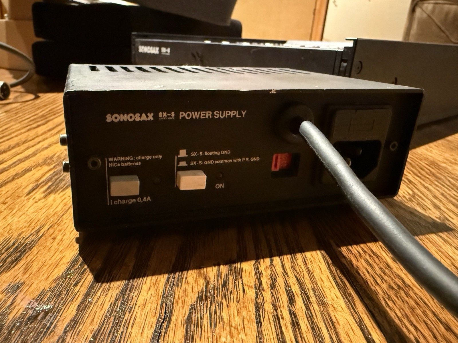 Sonosax SX-S6 Portable Mixing Console With Accessories and Flight Case