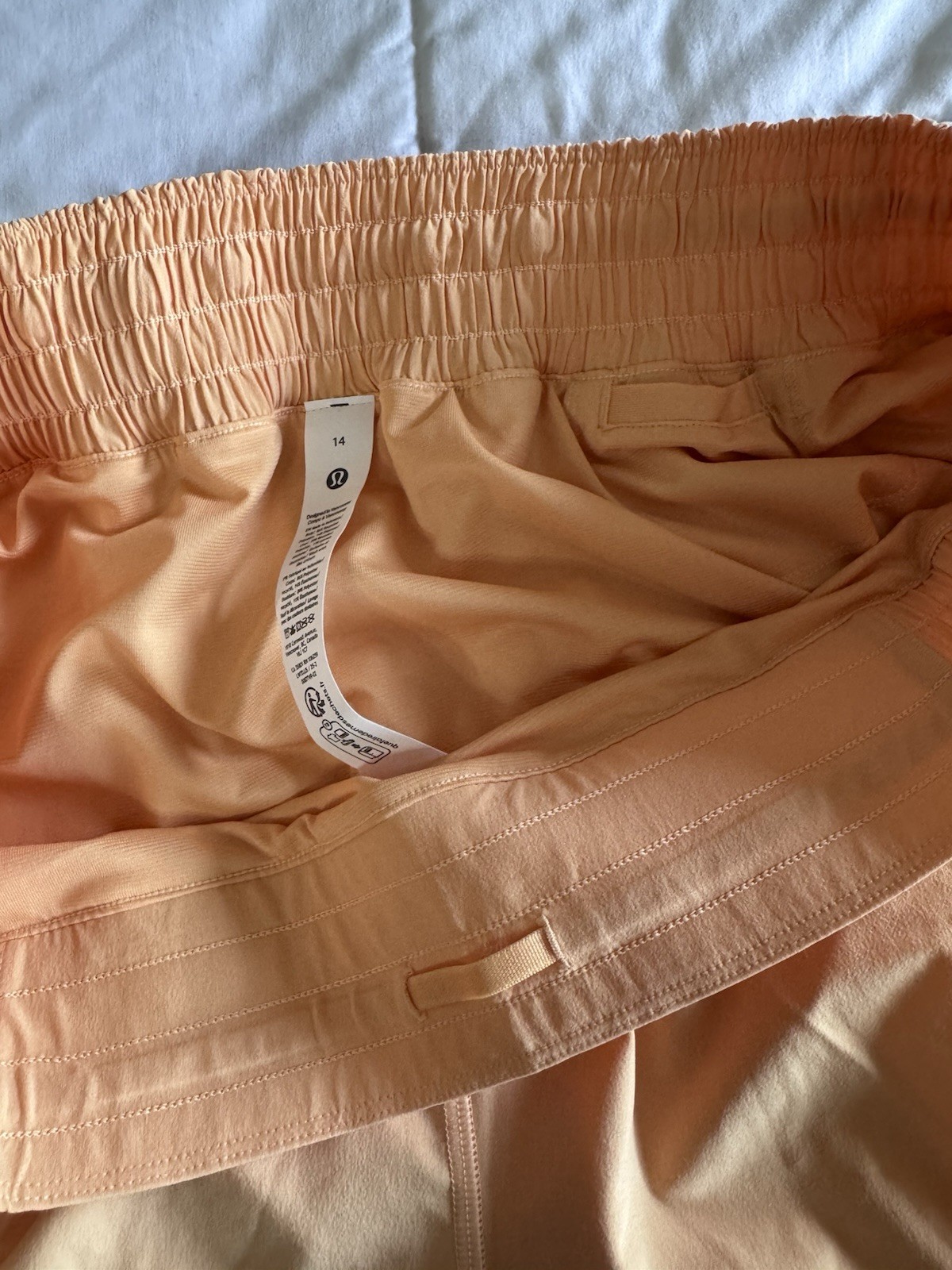 NEW Lululemon Hotty Hot Shorts Size 14 HR High Rise 2.5” Lined Rock Melon NWT