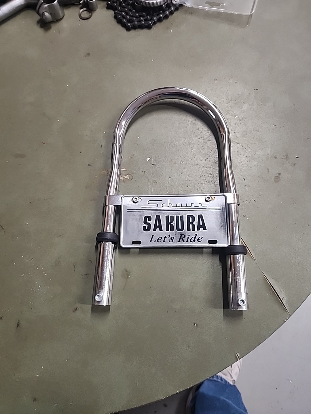 SCHWINN LIL STINGRAY TRICYCLE CHROME REAR SISSY BAR WITH PLATE NICE CHEAP L$$K