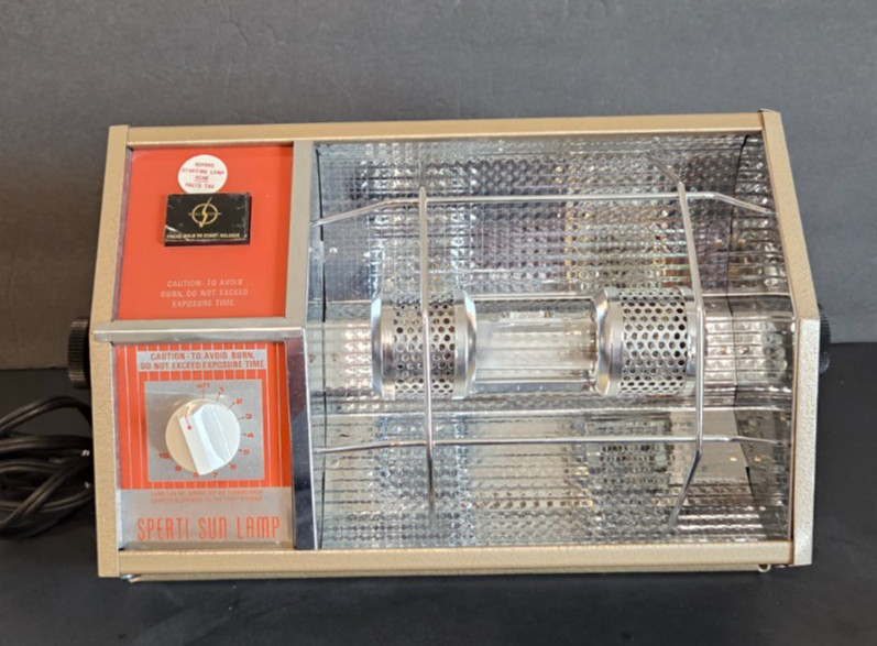 Vintage Sperti Sun Heat Lamp Table Model P-164 - Works!
