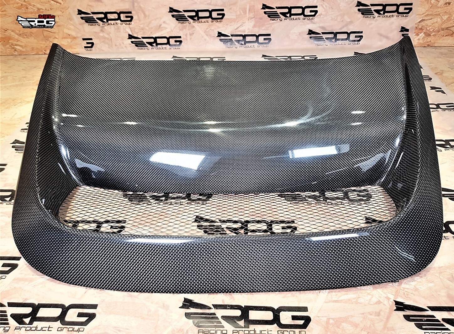 RPG Vacuum Plain Weave Carbon GTA Heat Extractor Hood Vent Scoop with Mesh Grill