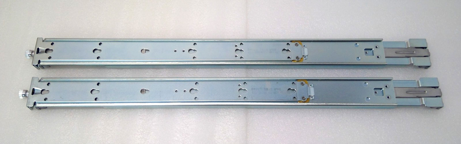 Arista 1U rack rails kit ASY-00916-04 ASY-00905-05 7050QX 7050SX 7050TX 7060CX