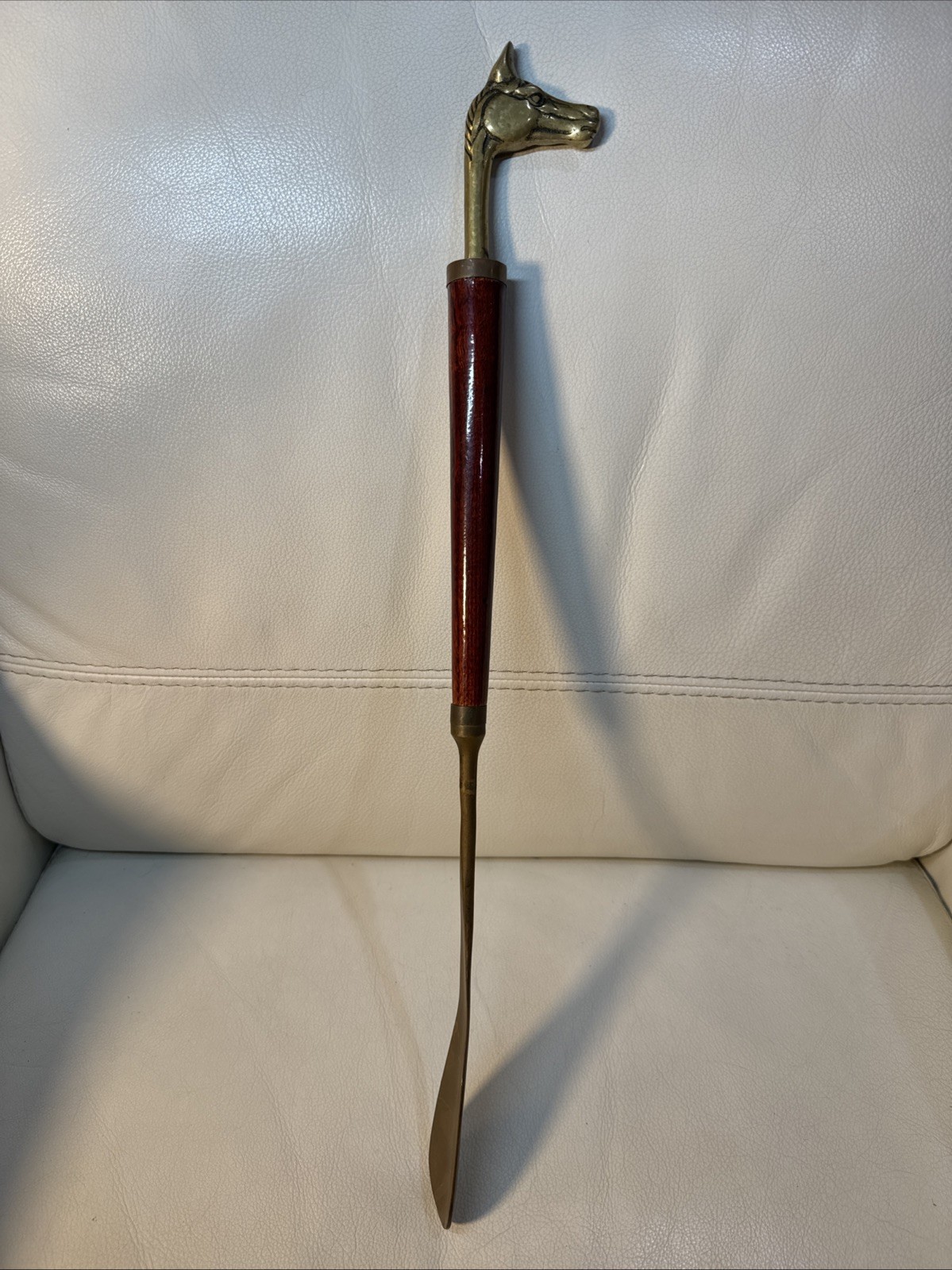 Vintage Brass Horse Head Shoe Horn 20” Wooden Handle Long Shoe Horn