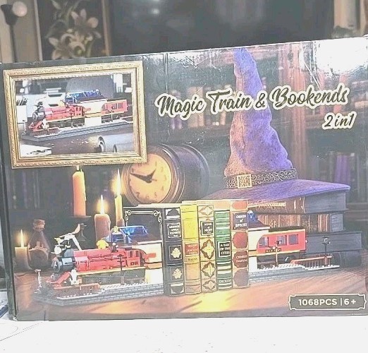 2 in 1 Harry Magic Train & Bookends Building Set 192206 1068pcs Sealed- Not Lego