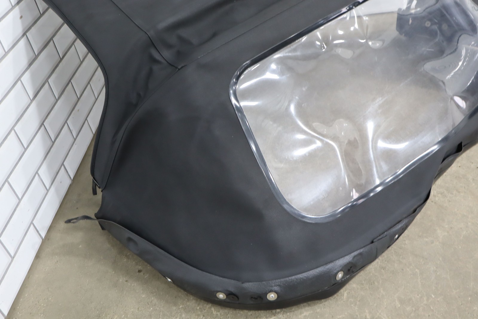 99-05 Mazda Miata NB Black Soft Top Convertible Roof W/Frame & Plastic Window