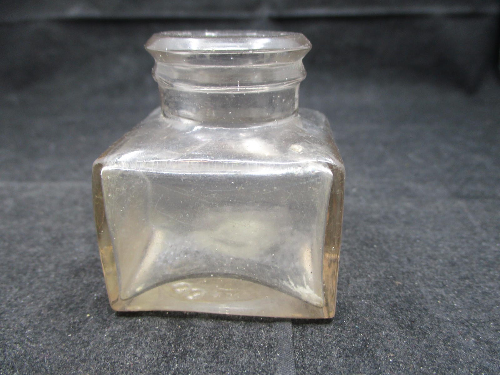 🖋️🖋️🖋️Vintage 1900 Embossed Diamond Ink Co. Milwaukee Square Bottle 🖋️🖋️🖋️