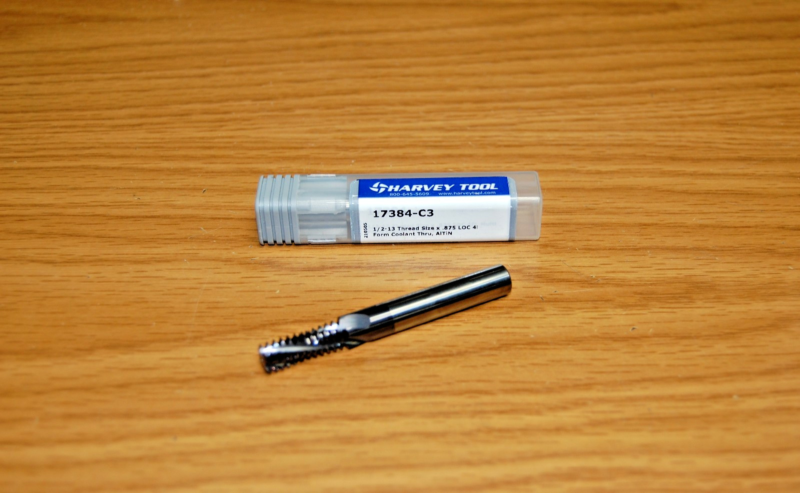 THREAD MILL .3500" x 1/2-13 4 FLUTE COOLANT THRU CARBIDE COATED HARVEY# 17384-C3