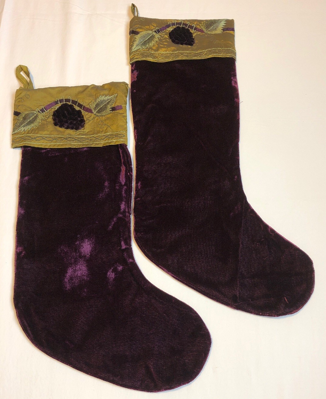 2 Christmas Stockings Wine Lover Wine Velvet Olive Green W Grapes Cannon Falls