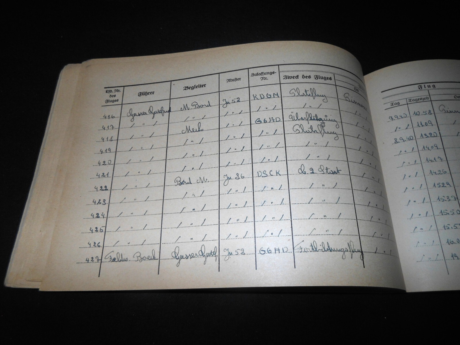 WW II German LW Flugbuch - FLIGHT LOG BOOK - Ju52 He111 Do17 Do23 Ju86 - NICE!