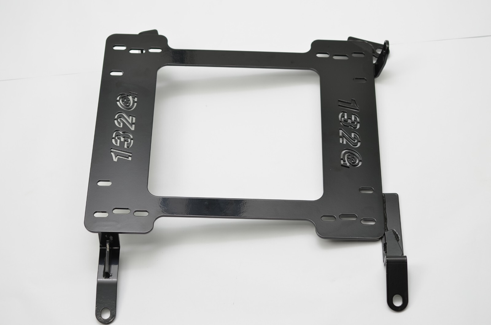 1320 performance seat brackets for 03-07 Infiniti g35 low profile bracket rail