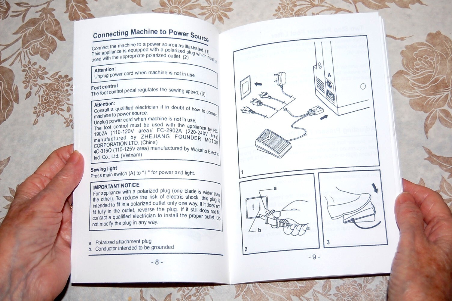 Rare LARGE-PRINT English-Edition Instructions Manual, Singer Sewing Machine 44s