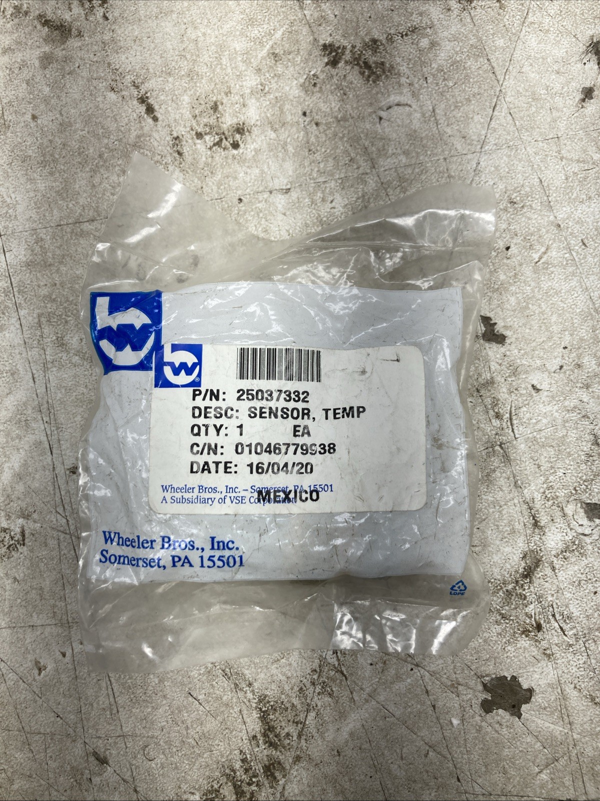 GM Engine Coolant Temperature Sensor 25037332 (New Old Stock)