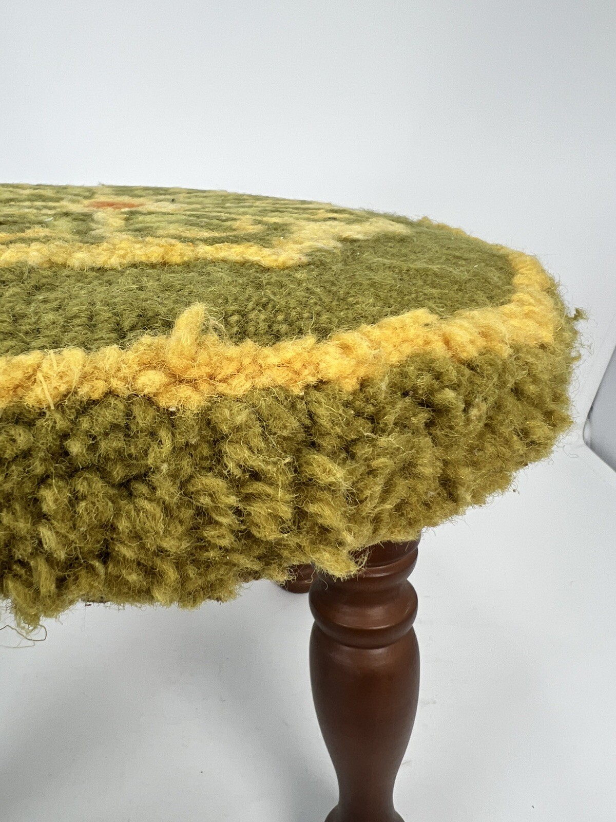 Vtg Round Footstool Floral Hooked Rug Top Wooden Legs MCM 8.75 x 12” Avacado