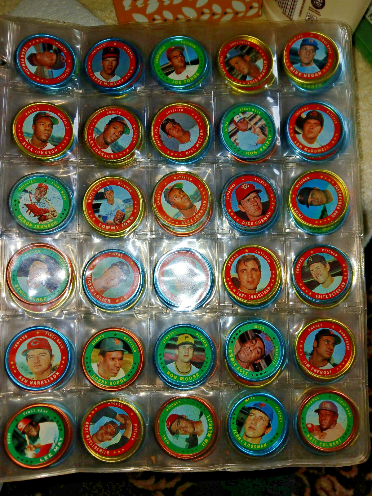 Topps Baseball Coins 1971 you pick from photos even some hall of famers