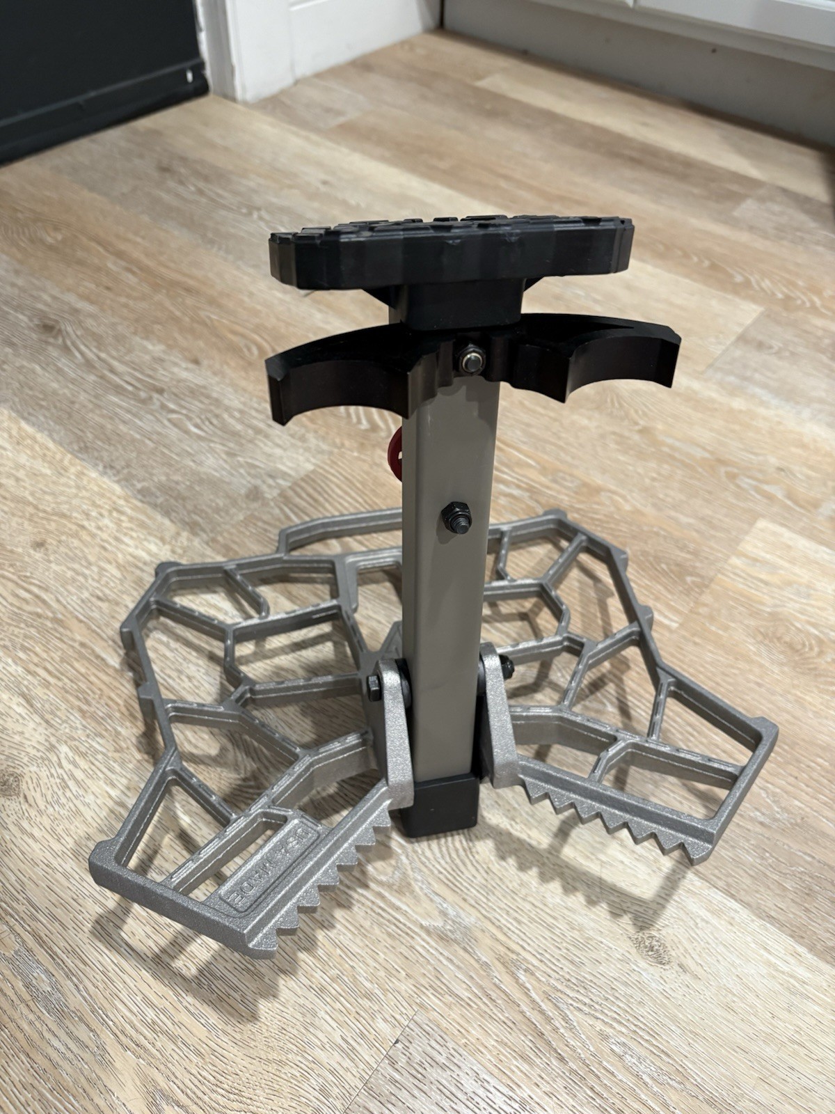 Trophyline EDP Saddle Hunting Platform - New, Never Put On A Tree