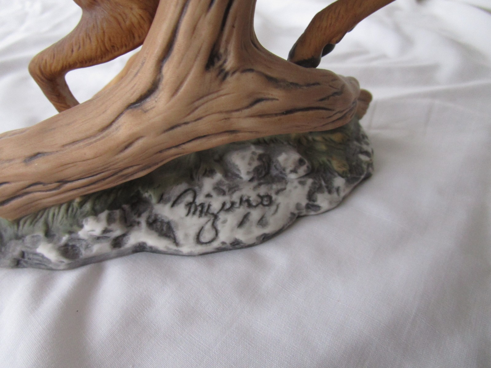 Masterpiece by Homco ~[ Porcelain Whitetail Buck Lifelike Figurine 1986 ] ~~!!!!