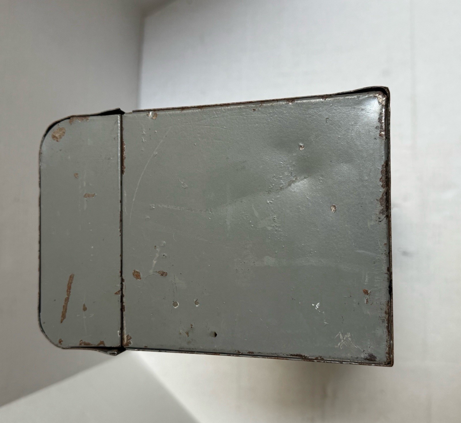 Wellsaw Model 400 Butcher Processor Breakdown Saw and Case