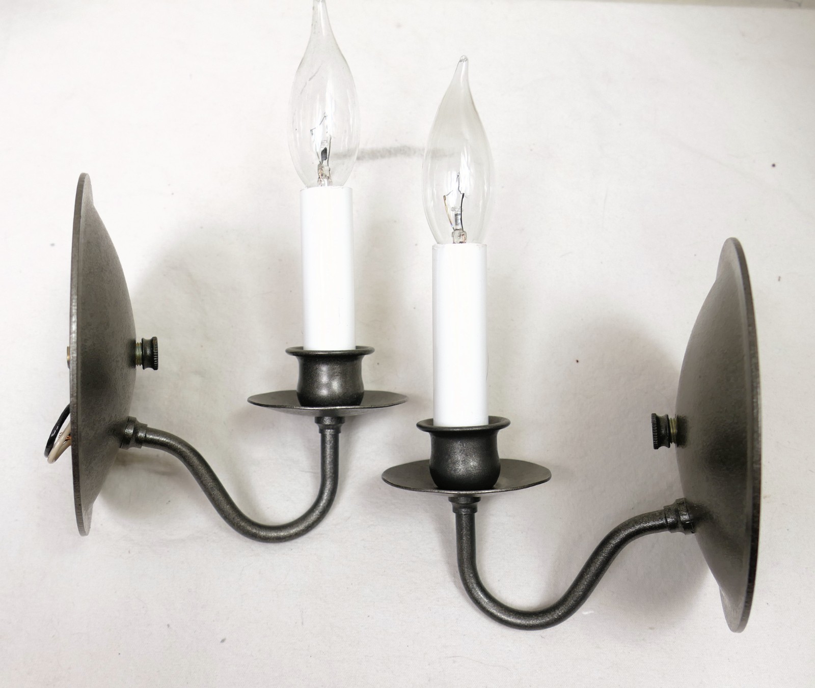 Pair of Hubbardton Forge Traditional Simple Lines Wall Sconces 20-4010-20 Iron