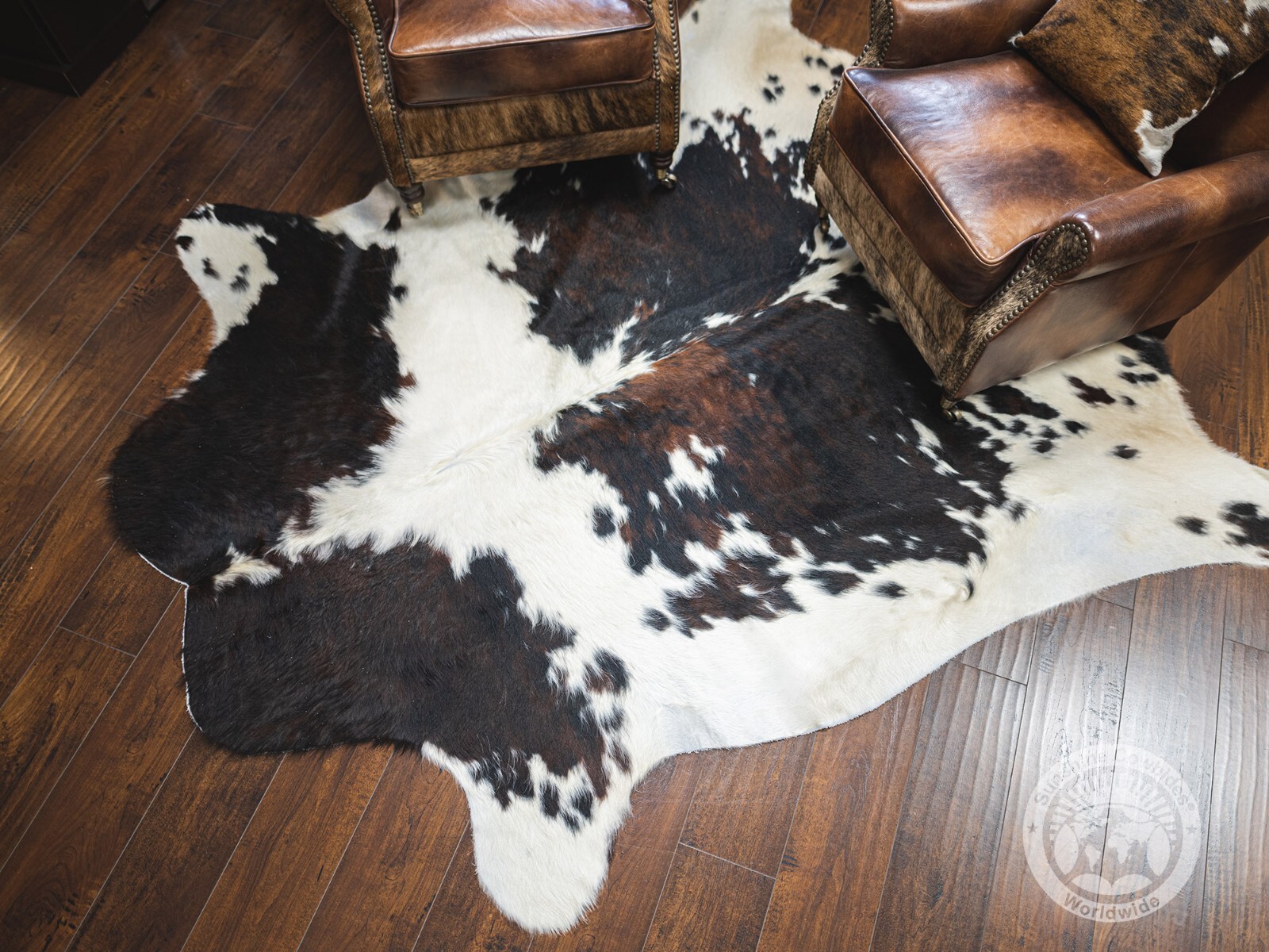 Real Tricolor Cowhide Rug - Size 6x7-8'
