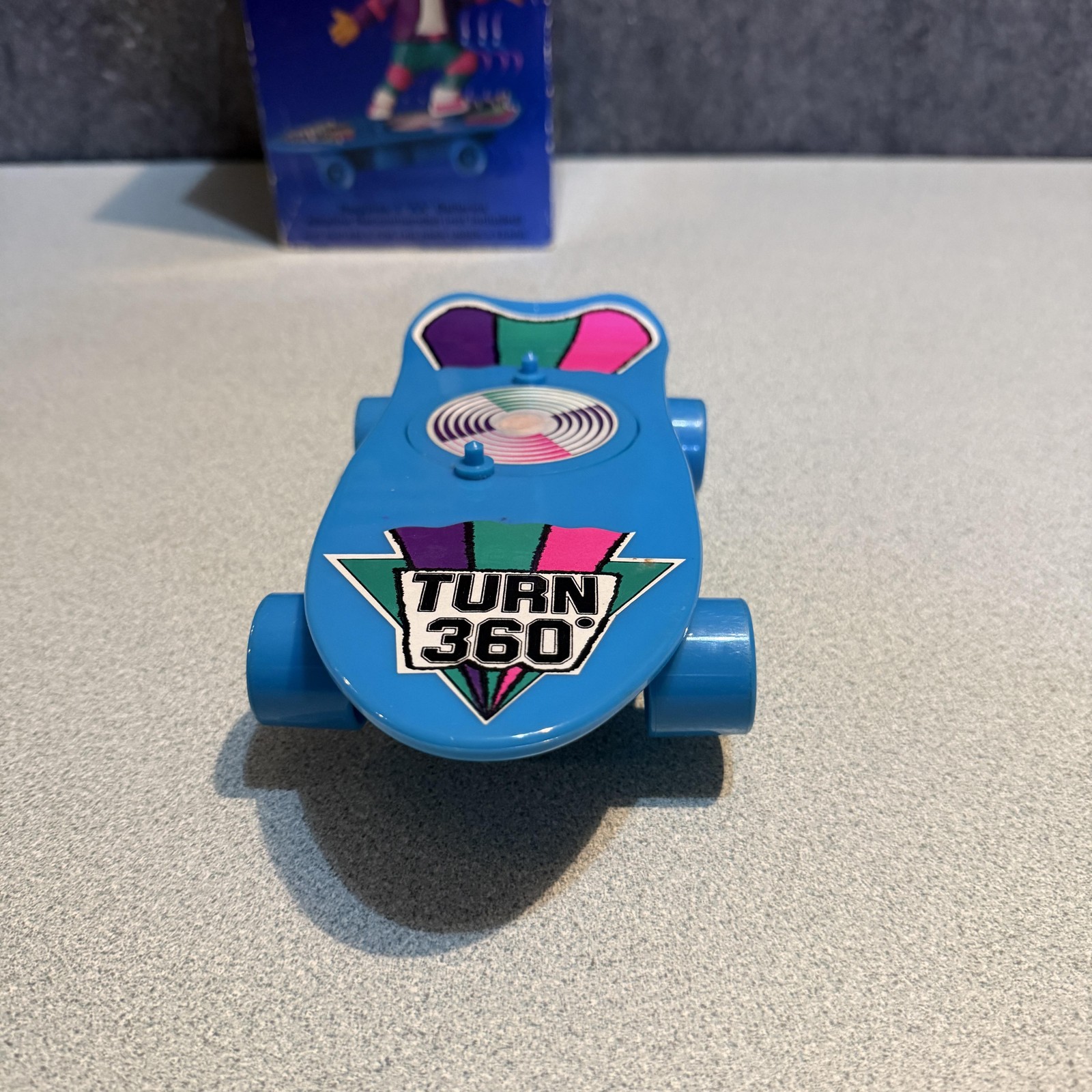 Vintage Russ Berrie Turn 'N Twist Battery Operated Skateboarding Troll 8080