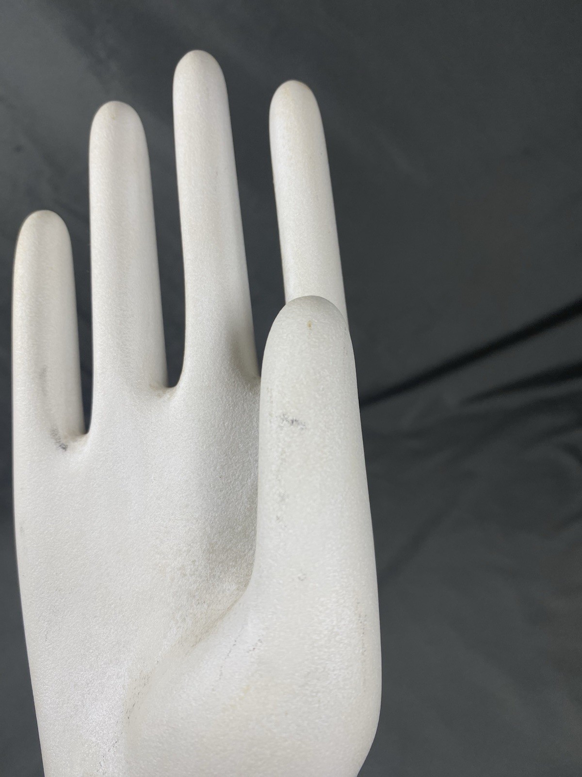 VINTAGE GLOVE MOLD RIGHT HAND 1972 GENERAL PORCELAIN TRENTON NJ SIZE 7 1/2