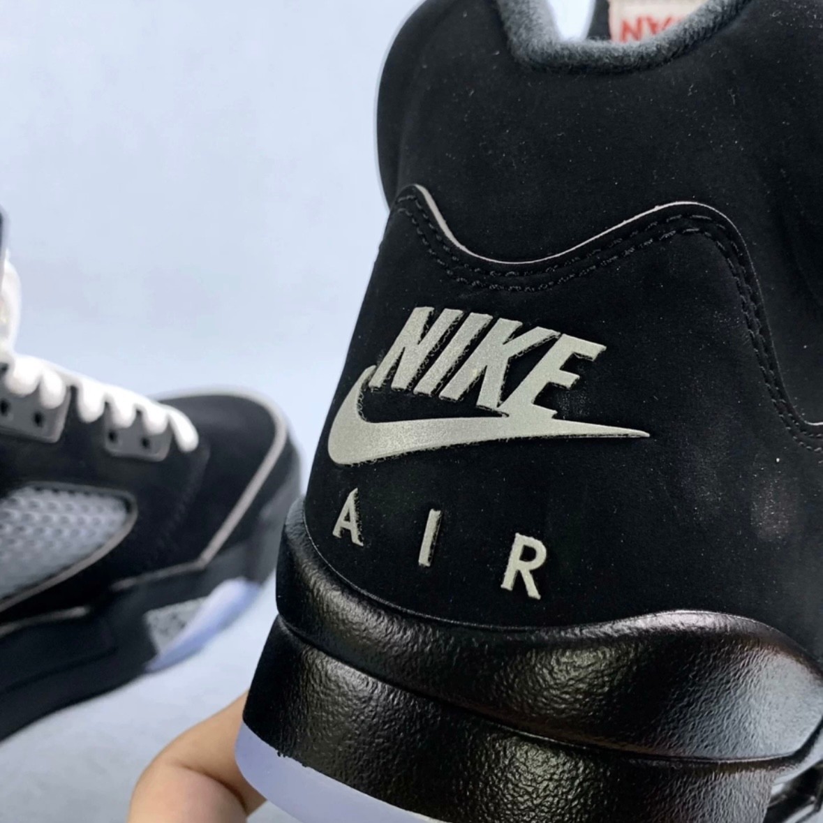 Air Jordan 5 "BLACK METALLIC REIMAGINED" Men's Basketball Shoes