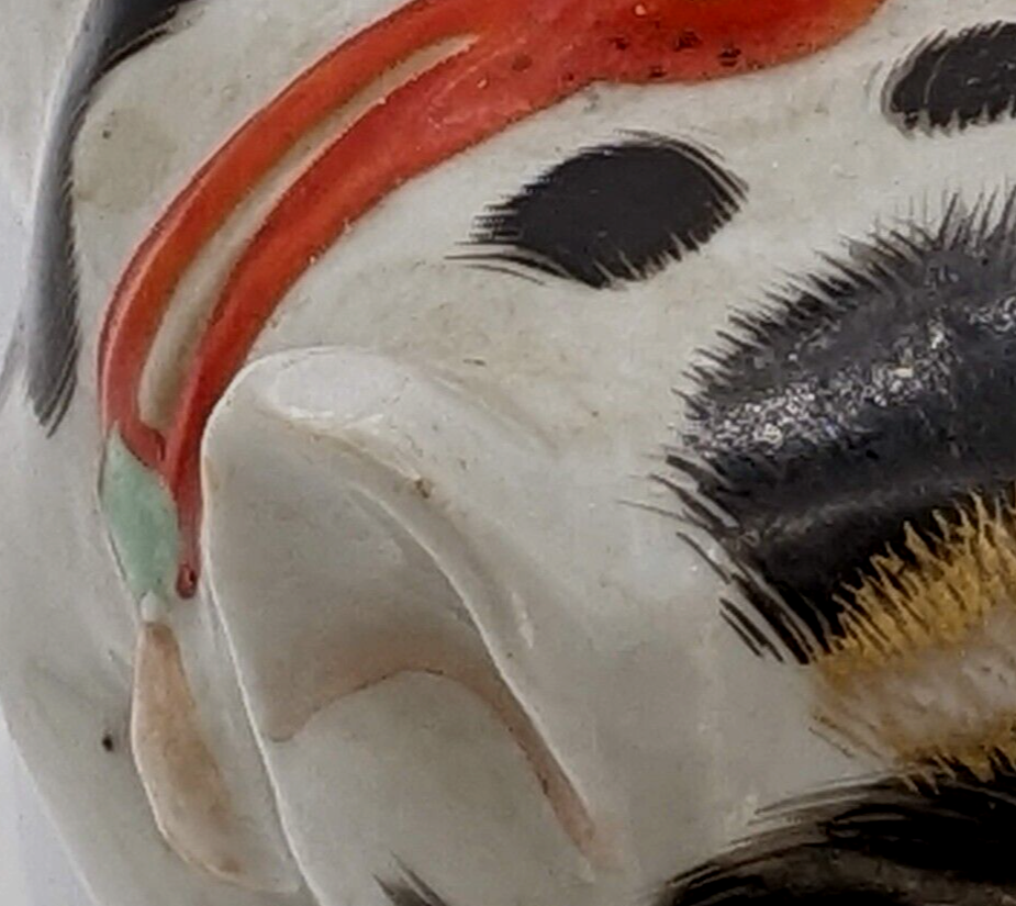 Kutani Japanese Ceramic Sleeping Cat Figurine Black & White