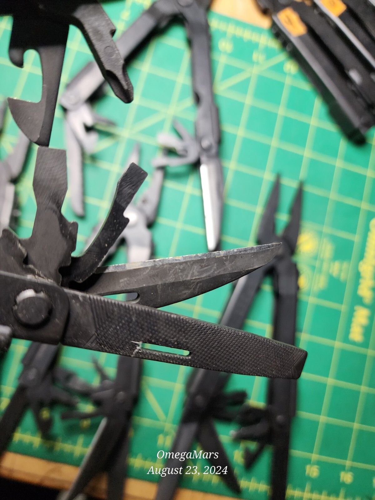 Gerber MP600 x1 Dirty and used but work great bundle deal x1 per order