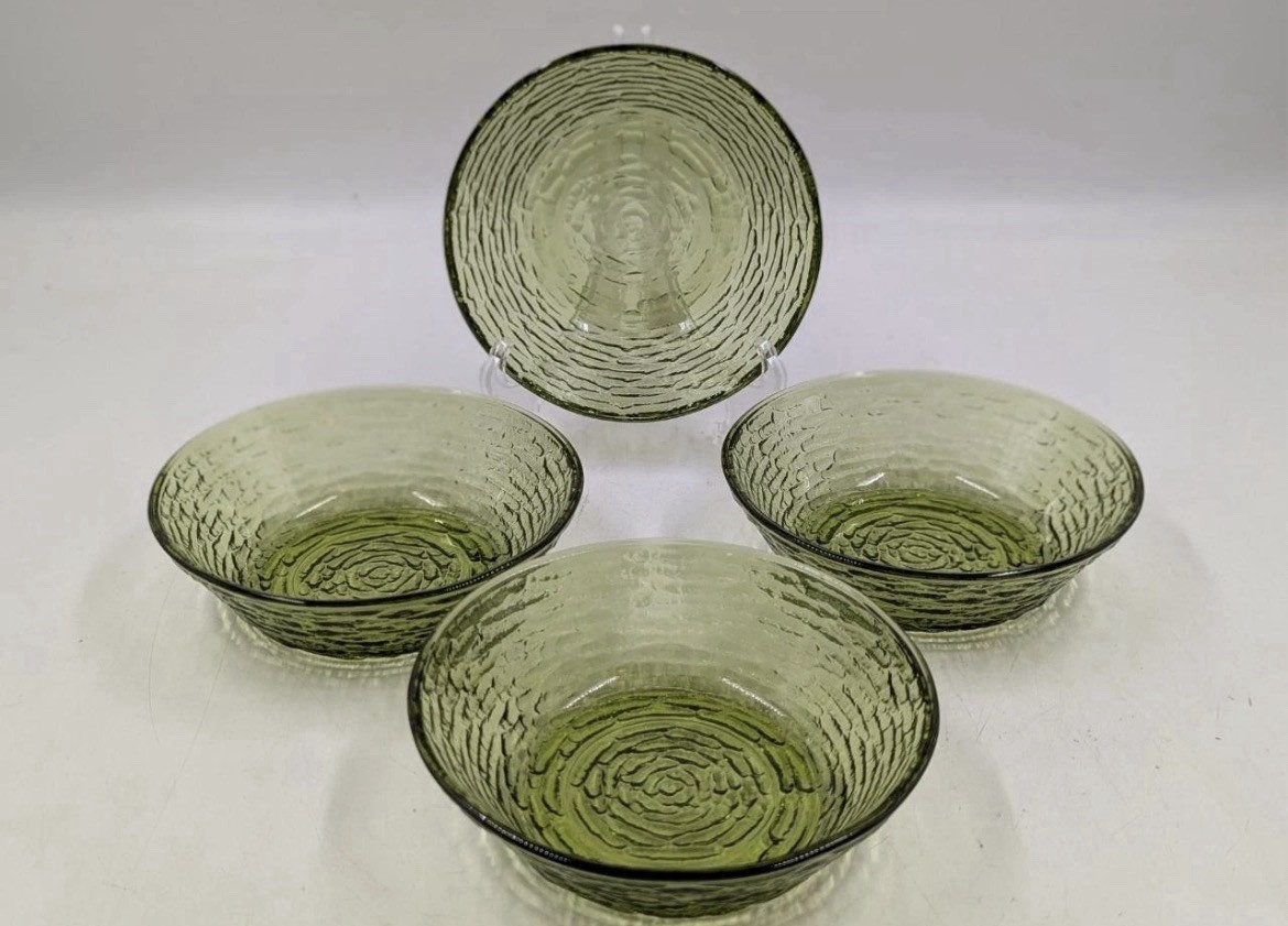 Set of 4 MCM Anchor Hocking Soreno Avocado Green Glass Bark 6" Salad Cereal Bowl