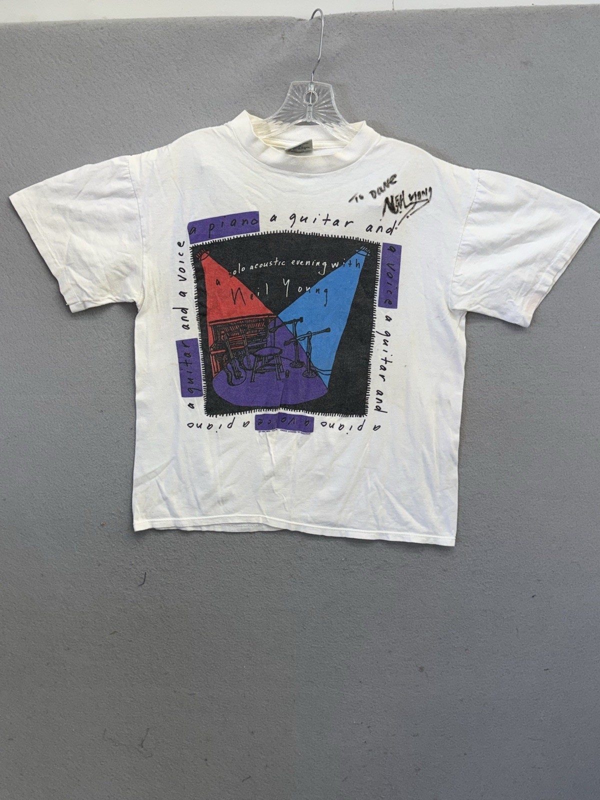 Neil Young T-SHIRT Size Large L SOLO Tour 1989 VERY RARE Brockum