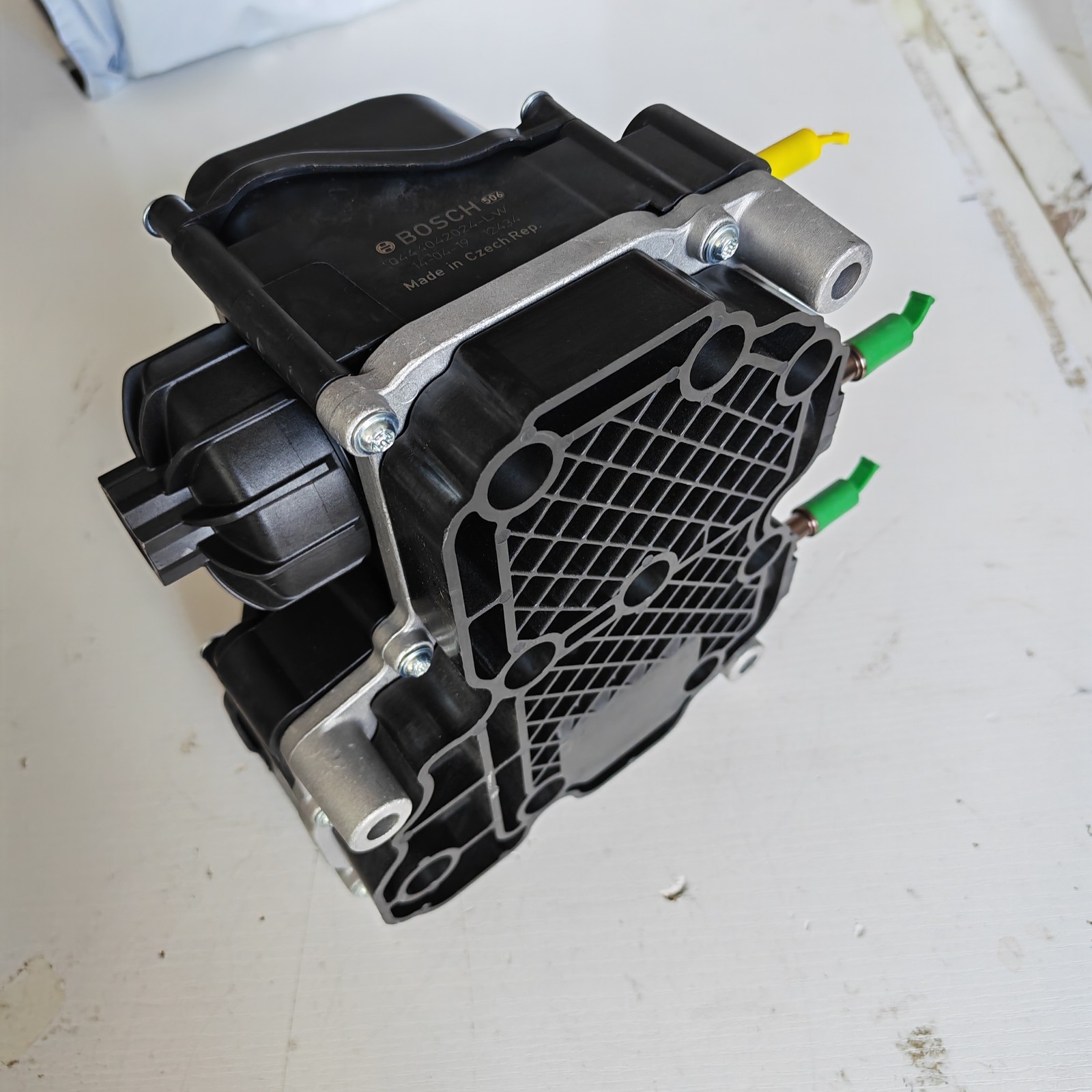 12V Urea Pump D13 21577511 21332701 Bosch 85003864 For Volvo Mack DEF 21577507