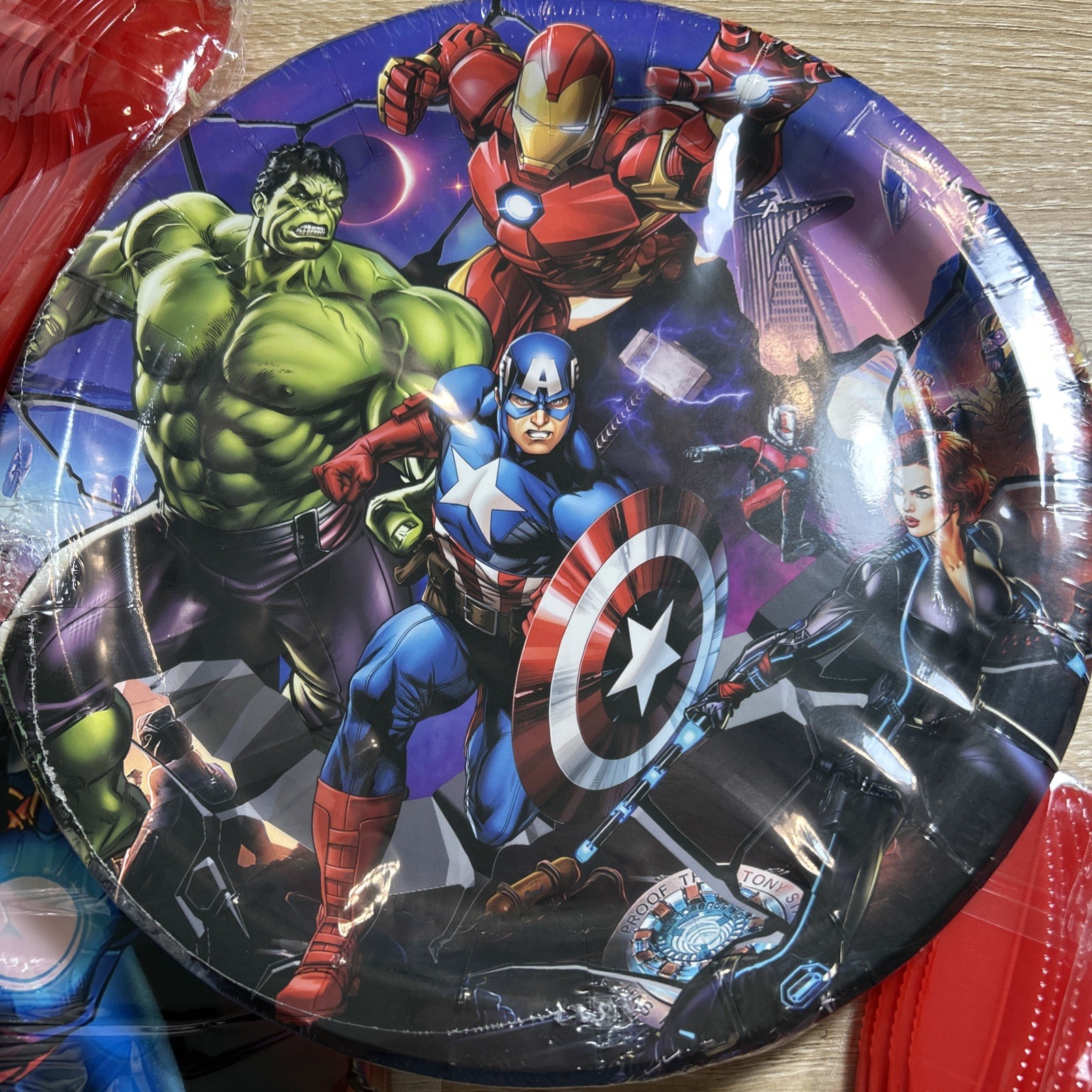 NEW MARVEL SUPER HERO Party Supplies 10pack Plates Napkins Cups & More Avengers