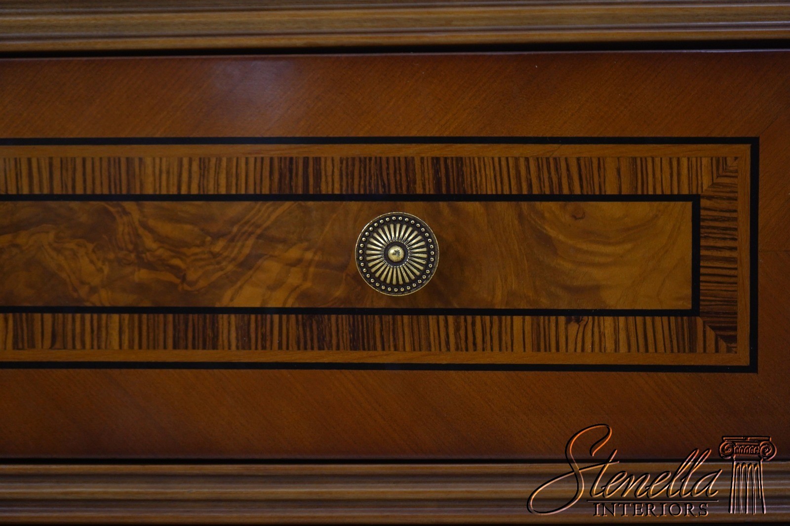 62814: Italian Georgian Style Wall Bookcase Unit