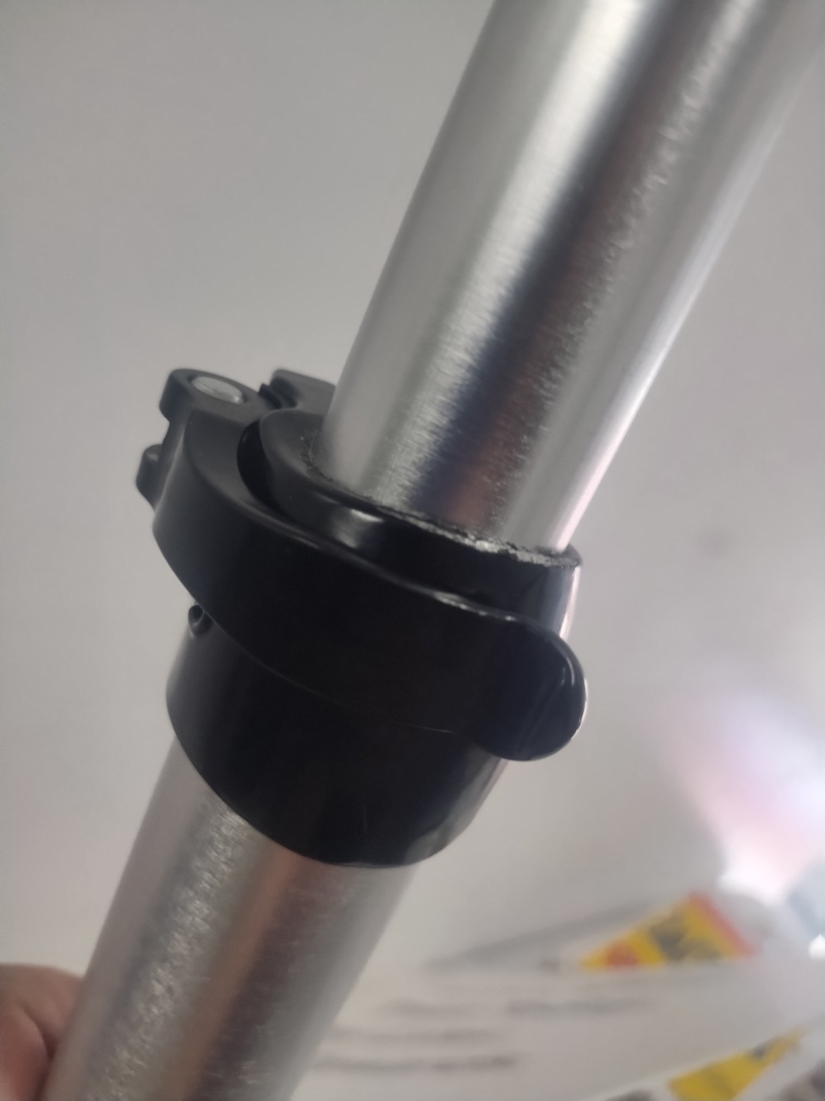 Paul Mitchell School Pro Mannequin Styling Head holder Tripod with Carrying Case