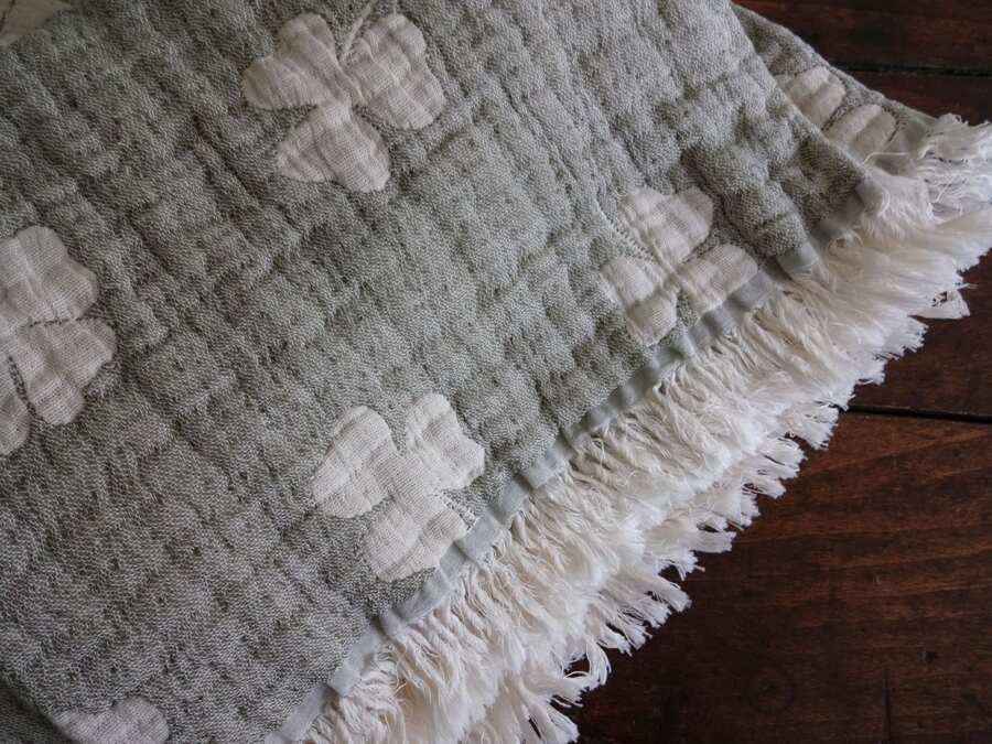 PISCATEXTIL Portugal WOVEN GREEN Cream SHAMROCK Reversible COTTON THROW BLANKET