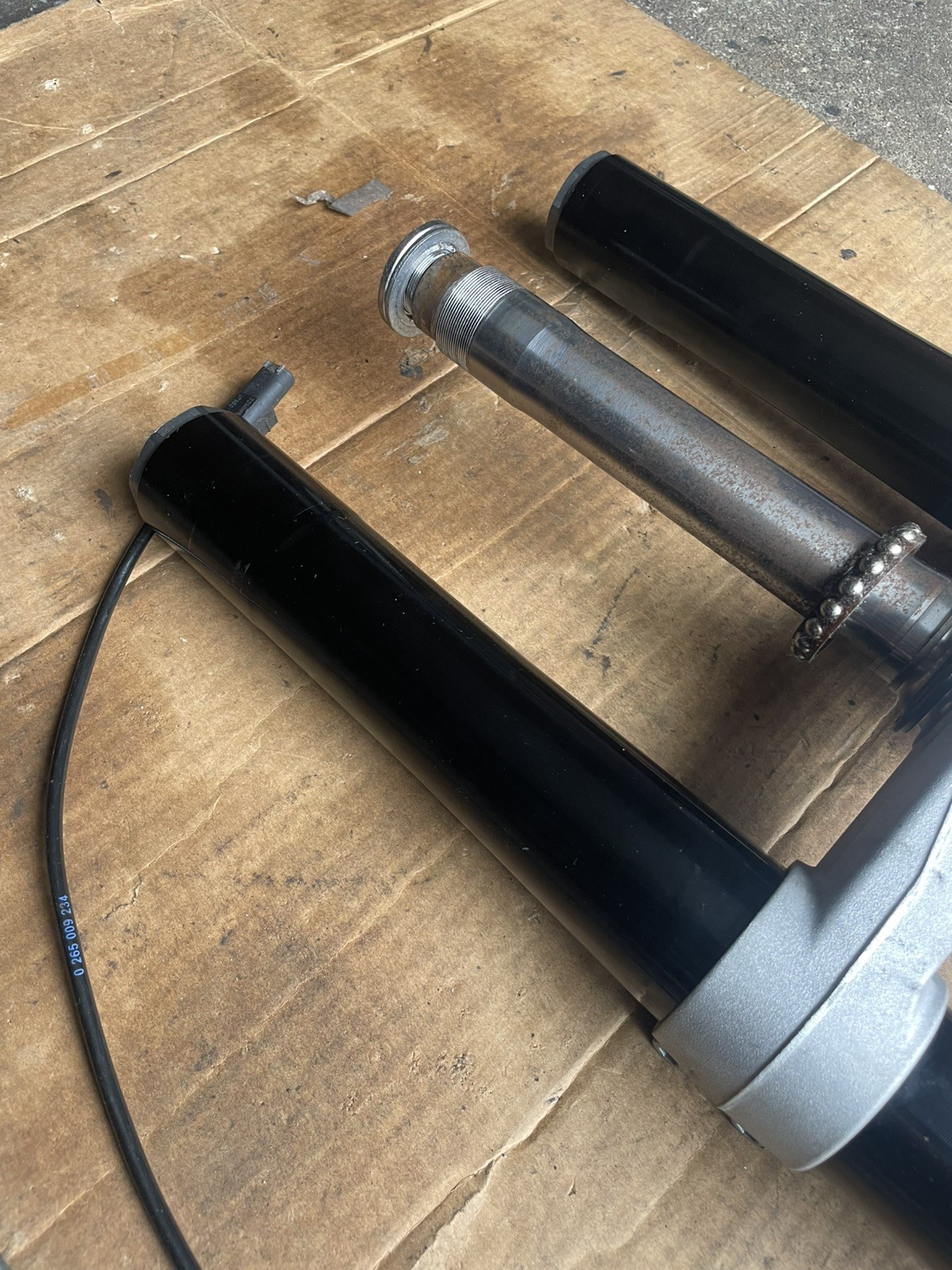 2023 19 - 25 KAWASAKI NINJA ZX636 ZX6R FRONT RIGHT LEFT SIDE FORKS TUBE LEGS OEM