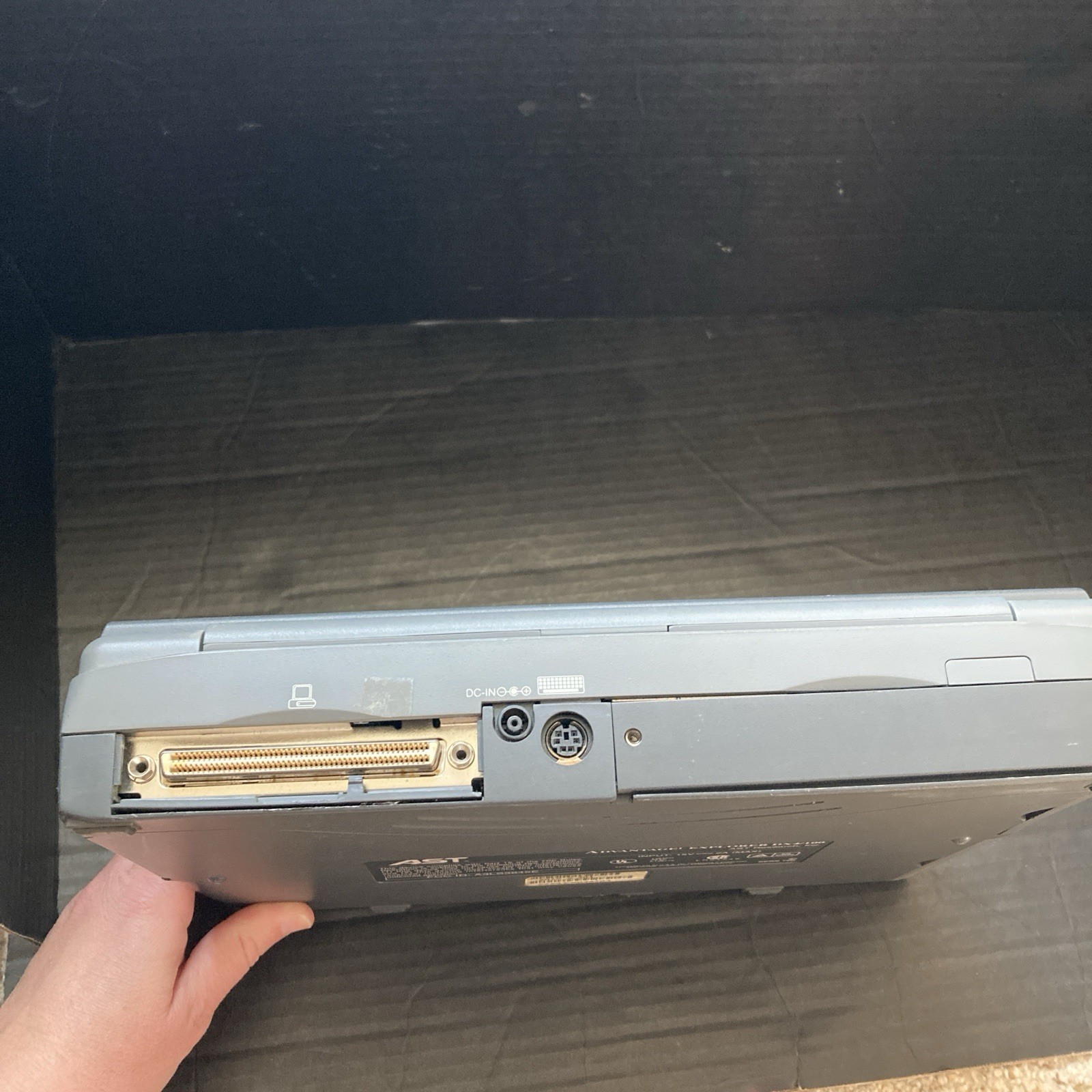 Vintage AST Advantage! Explorer 212 Laptop 486DX4/100 TFT, Working, Read Desc.