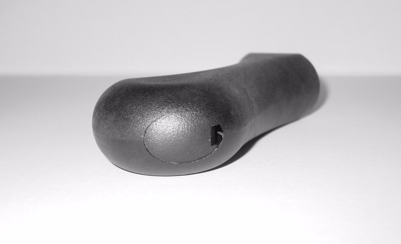 Genuine Shockwave Gen 2 Raptor Grip Mossberg 500 Shotgun Birdshead Pistol Handle