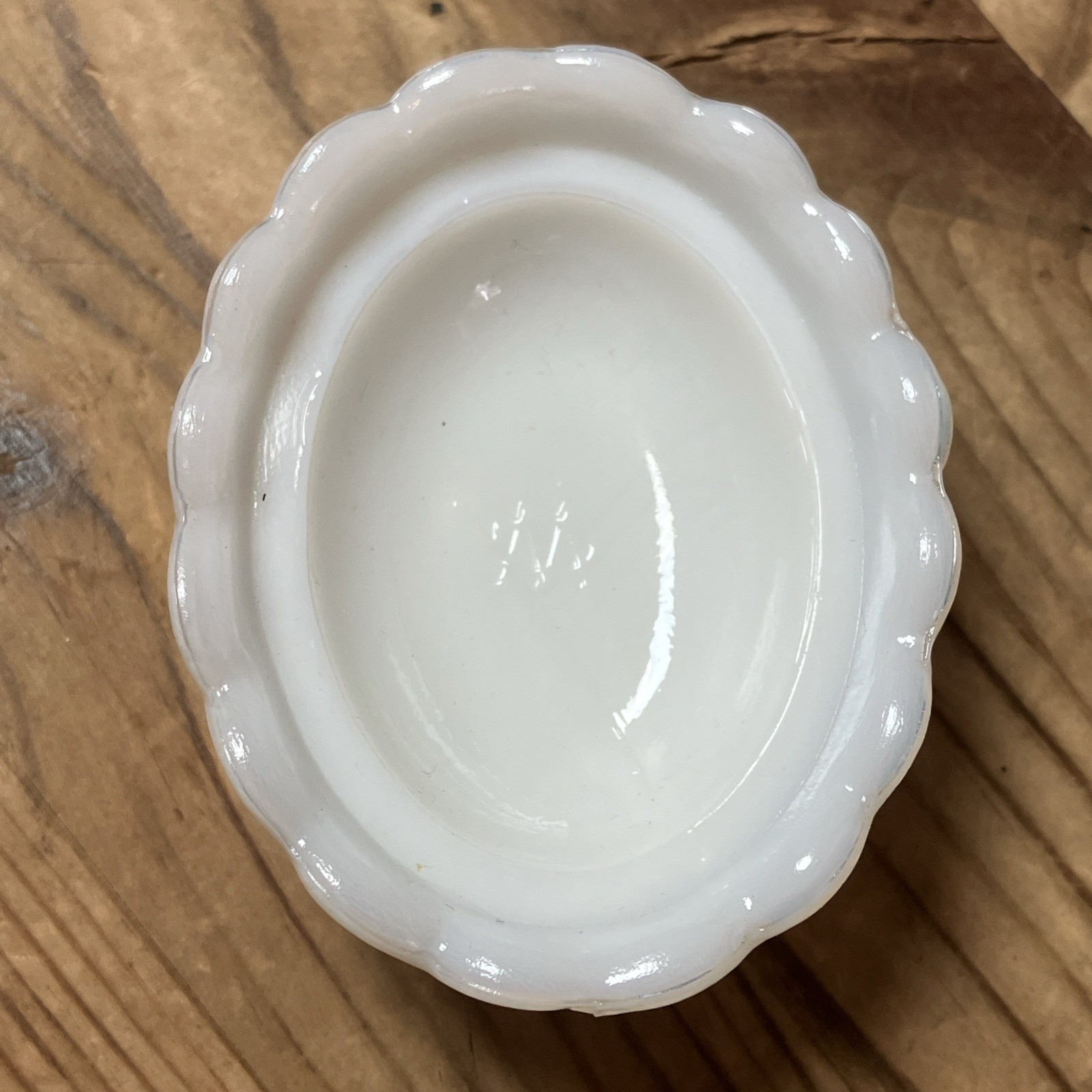 Vintage Westmoreland Opaline Milk Glass Mini Hen On Nest Salt Cellar Signed