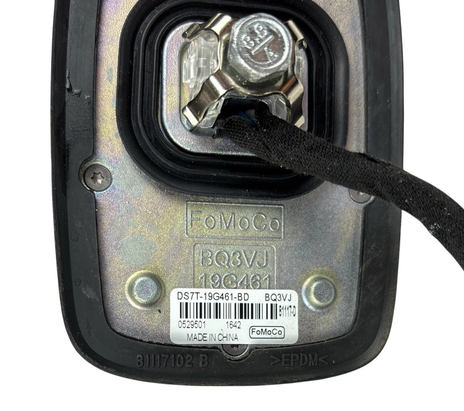 OEM Ford Sharkfin Roof Antenna Base + Mast + Pigtails DS7T‑19G461‑BF – Tested